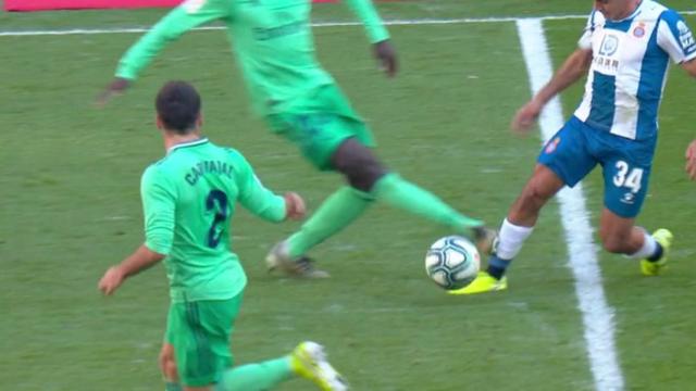 Mendy, expulsado ante el Espanyol