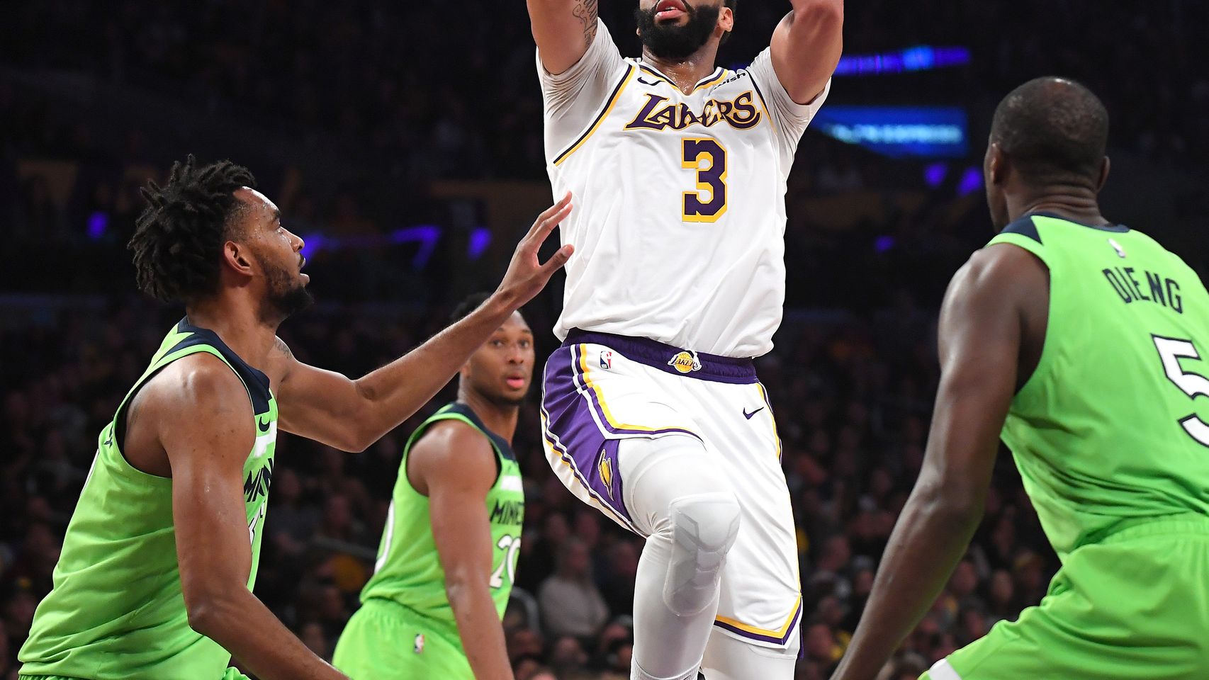 Anthony Davis, contra los Minnesota Timberwolves