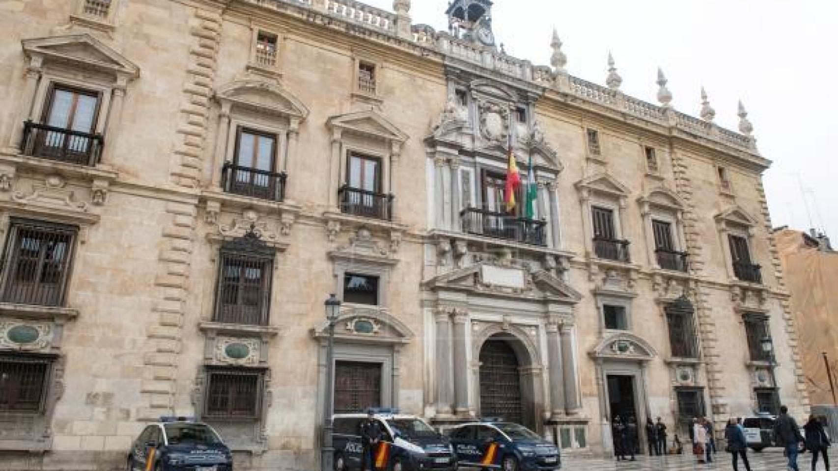 Todo apunta a que la menor fue violada por su familiar, de 14 años, después de que a ella le encontraran heridas.