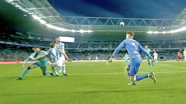 El posible penalti sobre Piqué