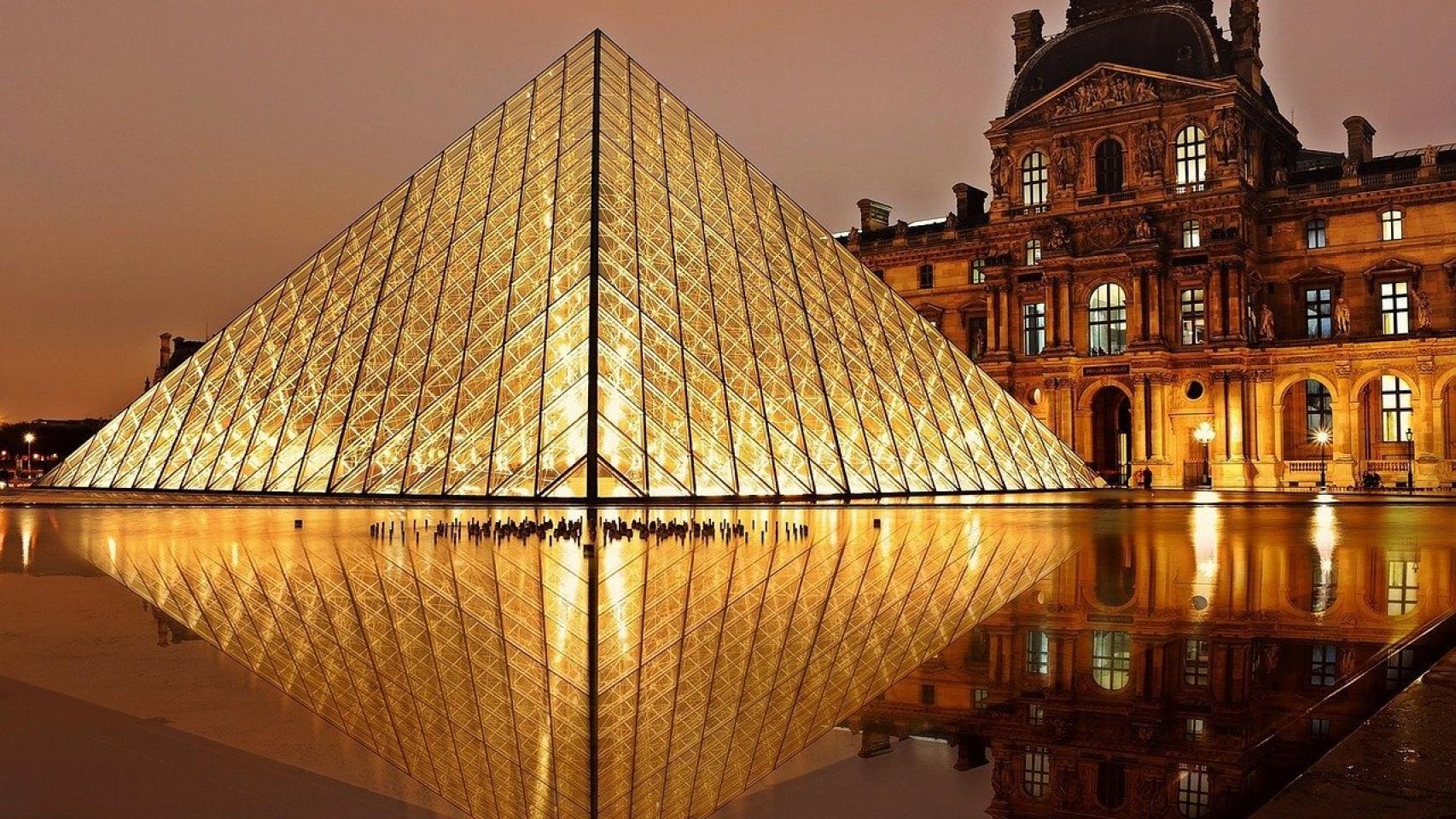 Museo del Louvre.