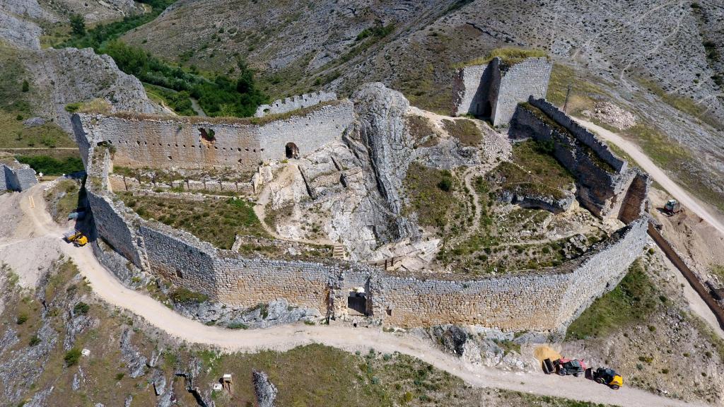 Toma aérea del castillo de Osma.