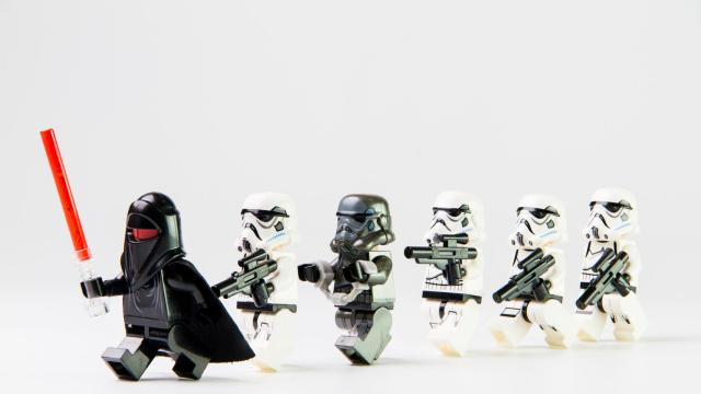 Ideas para regalar a los más fanáticos de Star Wars estas navidades