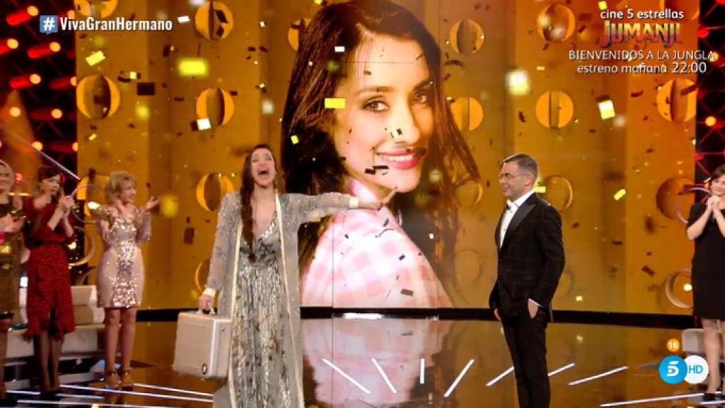 Adara ganando la séptima edición 'GH VIP' en 2019.