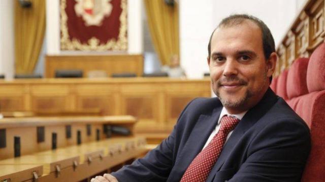 El presidente de las cortes de CLM,Pablo Bellido, desayuna este lunes con los periodistas