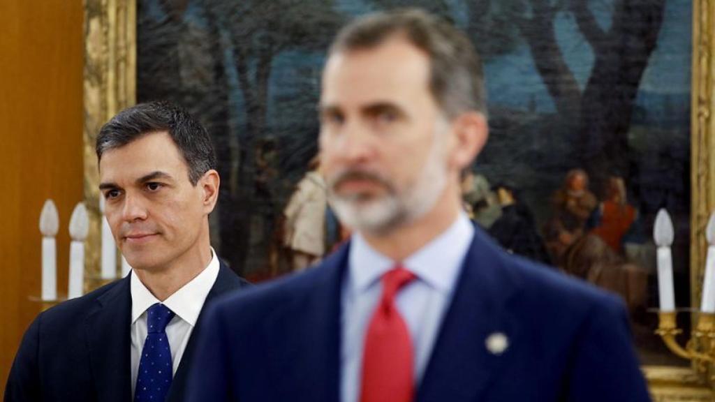 Pedro Sánchez y Felipe VI en el Palacio de la Zarzuela.