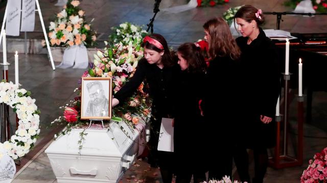 Marta Luisa de Noruega junto a sus tres hijas, fruto de su relación con Ari Behn.