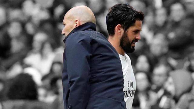 Isco Alarcón y Zinedine Zidane