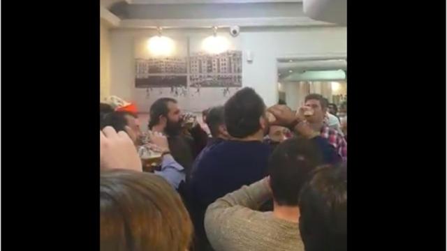 La desternillante versión de 'los peces en el río' de un equipo de rugby madrileño