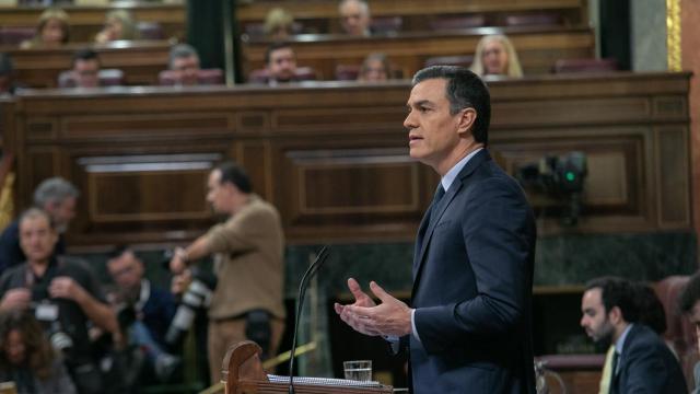 Pedro Sánchez durante  su intervención en la segunda jornada del debate de investidura.