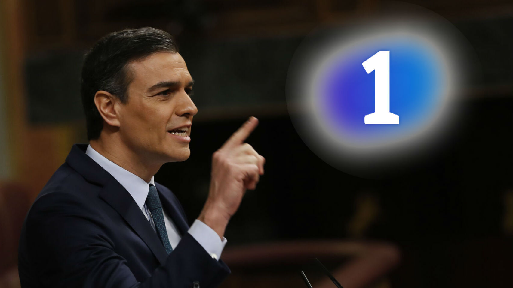 Pedro Sánchez durante su debate de investidura en montaje JALEOS con el logo de TVE.