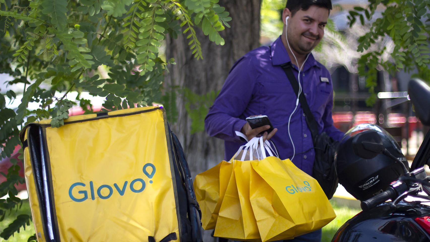 Los repartidores de Glovo, más protegidos y con mayor compromiso con la seguridad vial