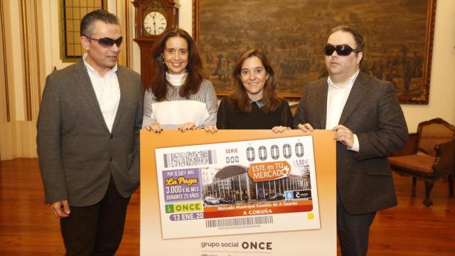 El mercado coruñés de la Plaza de Lugo estrena su propio cupón de la ONCE