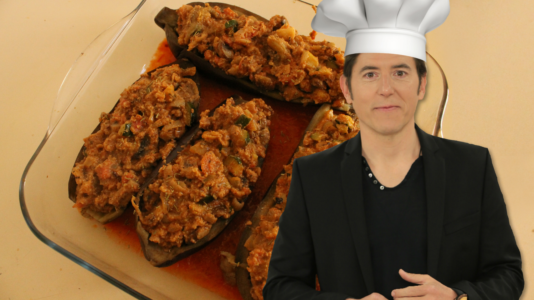 Manel Fuentes y las berenjenas de soja, en un montaje de JALEOS.