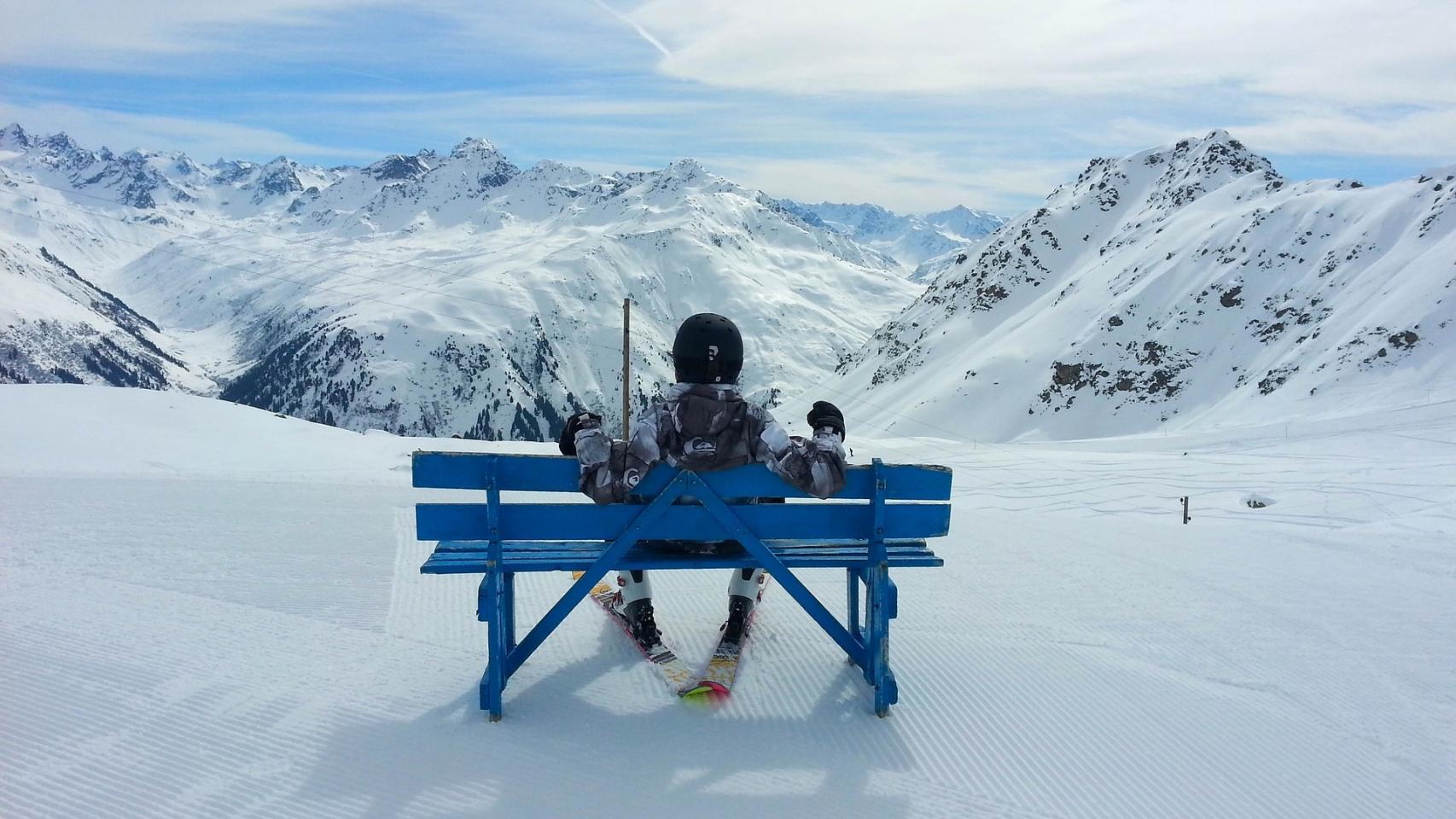 Disfruta del lujo y las pistas de nieve suizas.