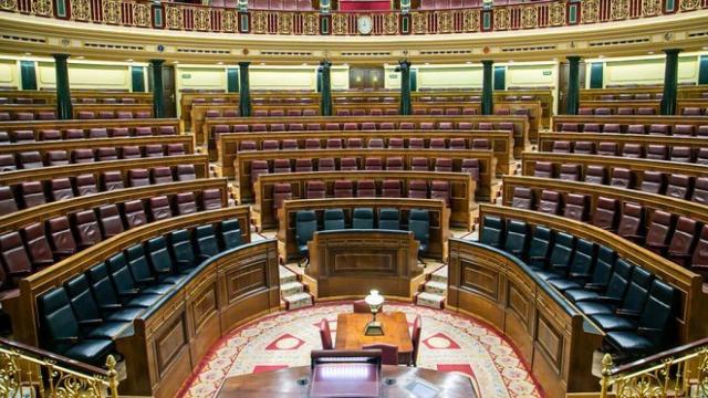 Hemiciclo del Congreso de los Diputados antes del inicio de la XIV Legislatura.