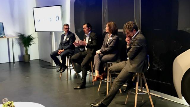 Agustín Martín, CEO de Toyota Connected Europe; Tom Fux, CEO de Toyota Fleet Mobility; Patricia Niehaus, General Manager Mobility de Toyota Finnacial Services y Luigi Luca, Drector de Mobility & Connected Technologies.