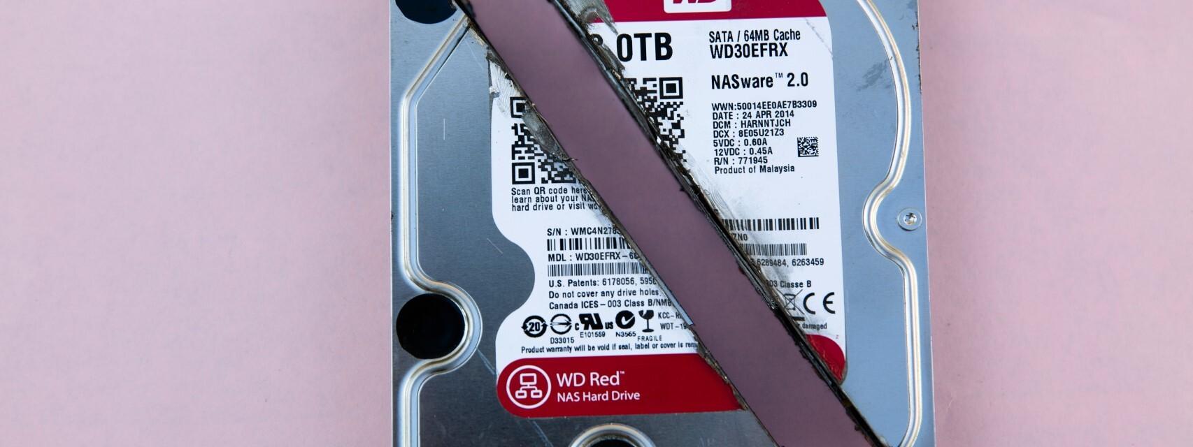 Disco duro HDD cortado