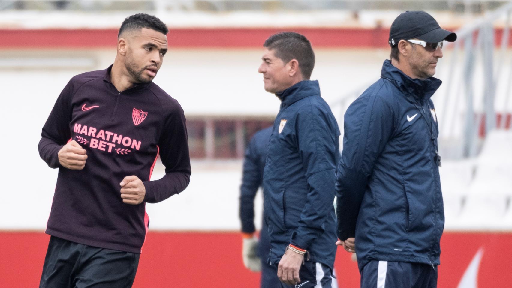 En-Nesyri en el entrenamiento del Sevilla