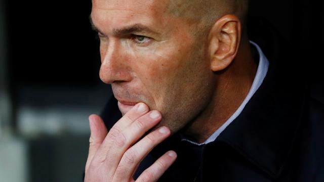 Zidane, en el banquillo del Santiago Bernabéu