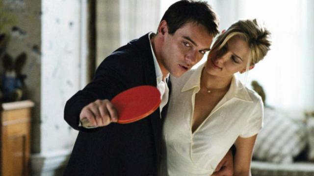Fotograma de Match Point, mítico filme de Woody Allen basado en una infidelidad.