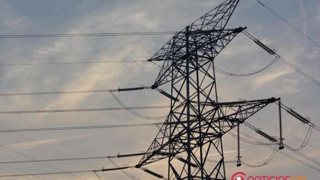 Una torre de electricidad.