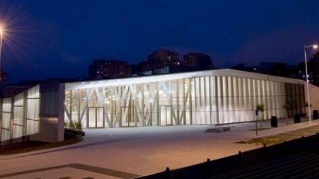 Fachada del centro Ágora de A Coruña