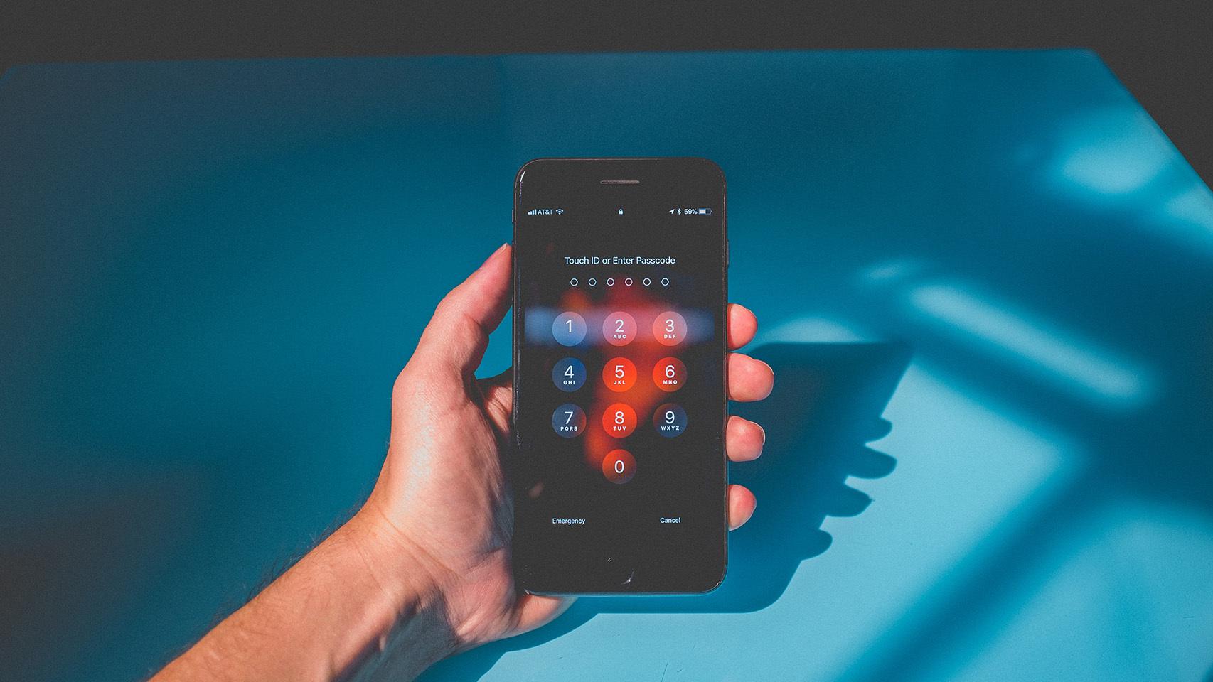 Apple desecha un encriptado más fuerte para iCloud por presión del FBI