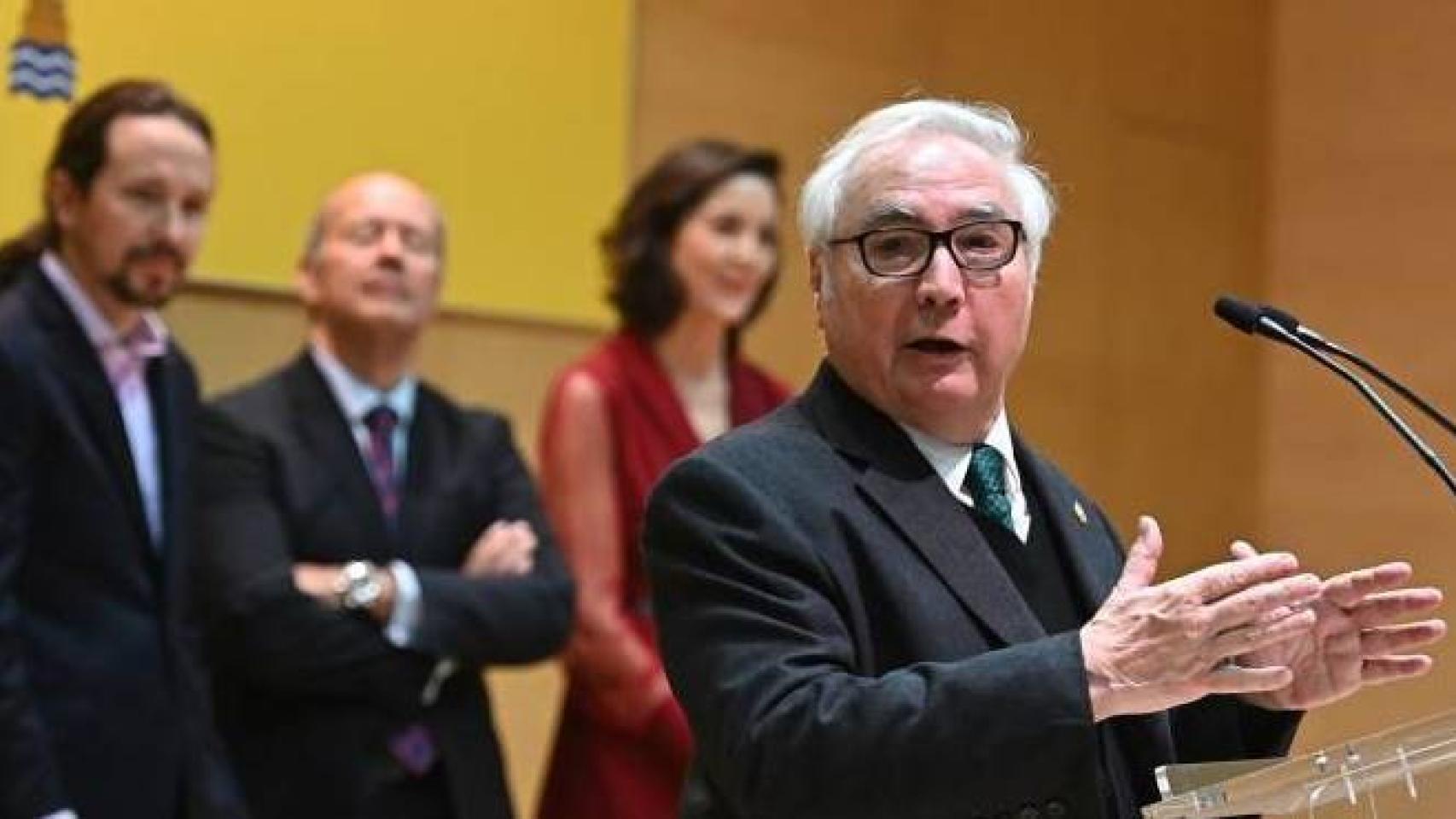 Manuel Castells.