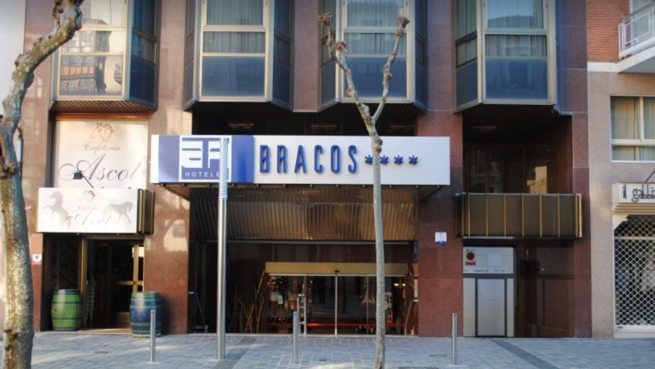 Hotel Los Bracos de Logroño, donde ha aparecido la niña muerta de 5 años