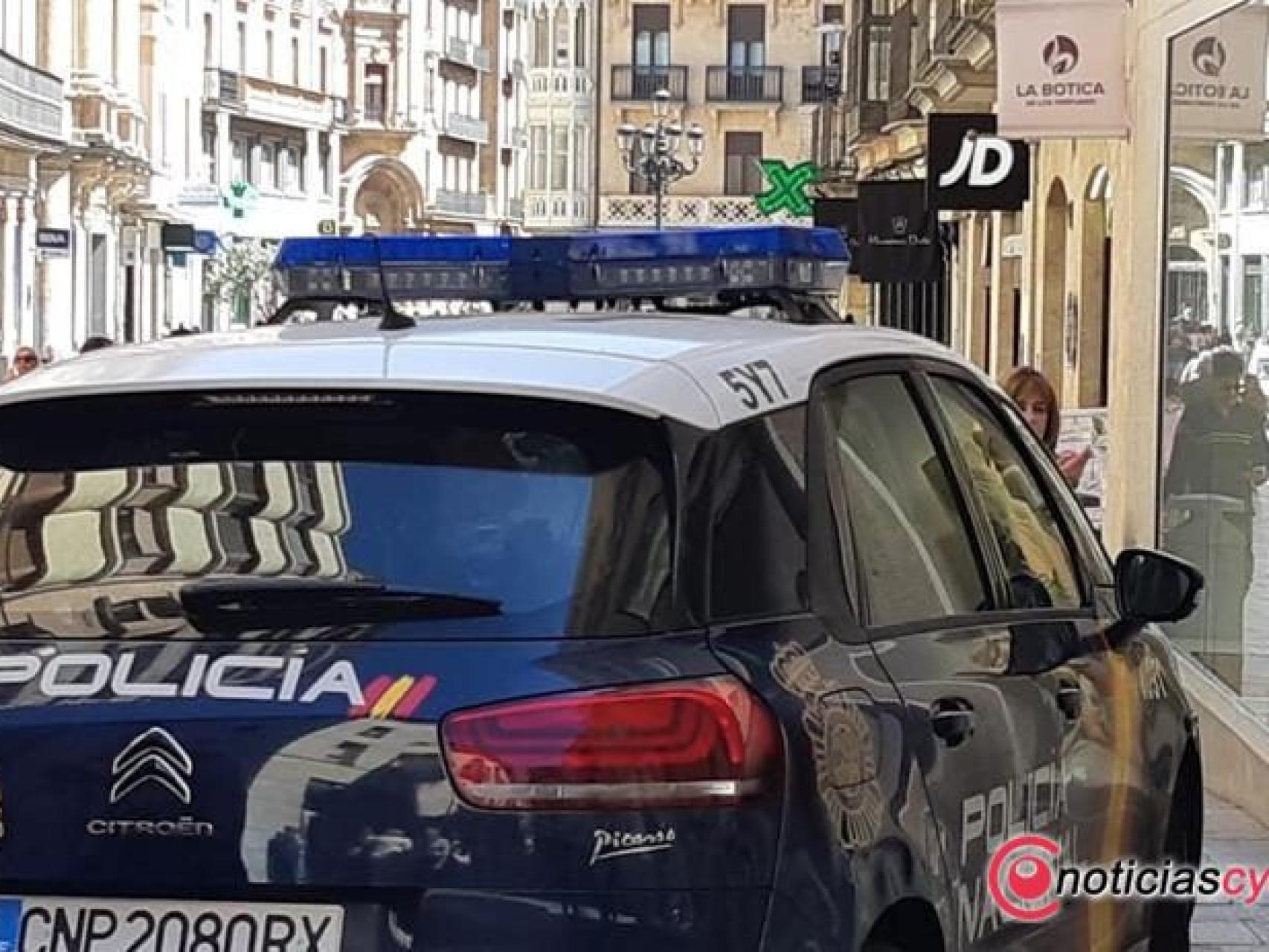 Policia Nacional Salamanca 3 696x463 (1)