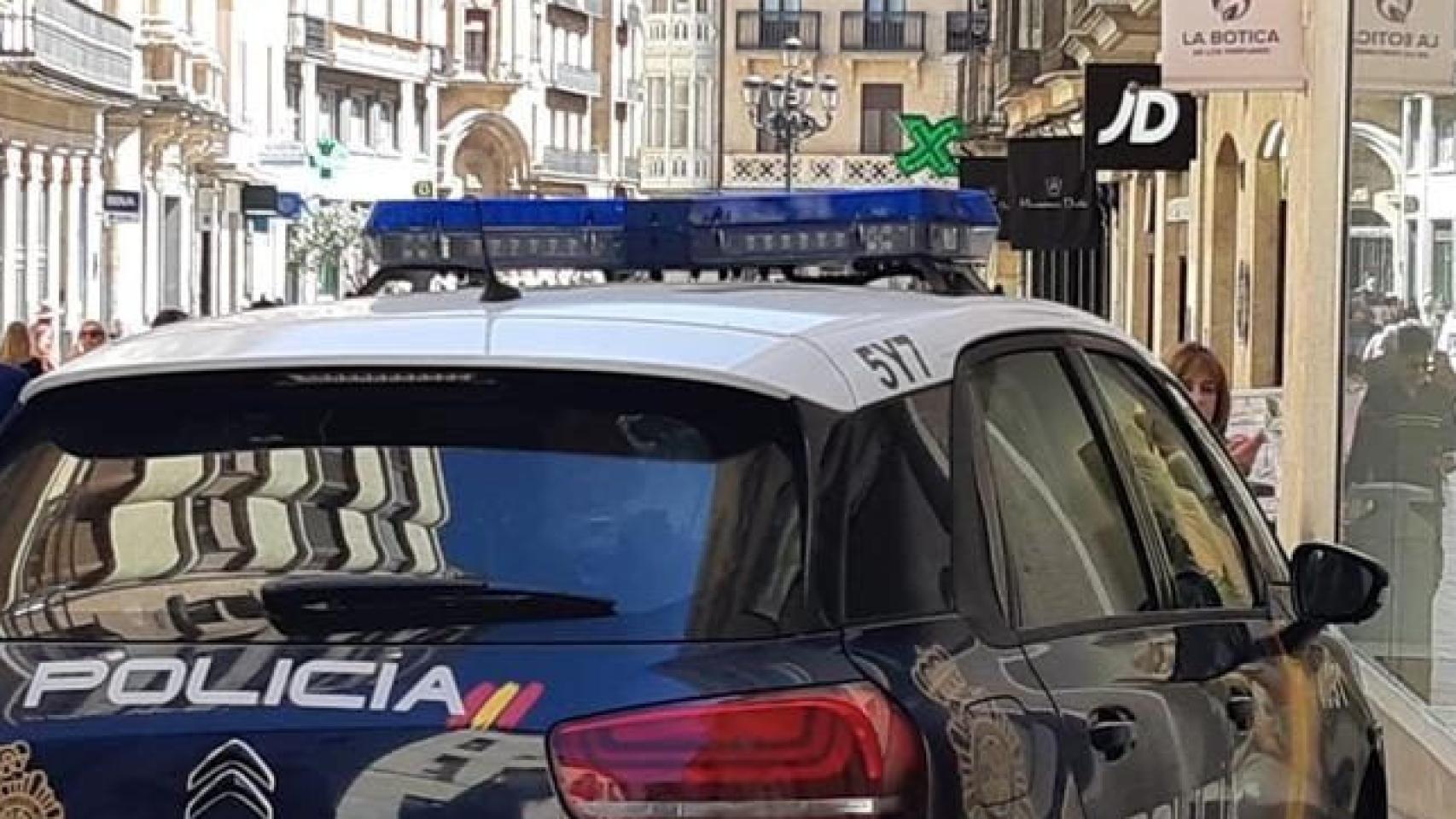 Policia Nacional Salamanca 3 696x463 (1)