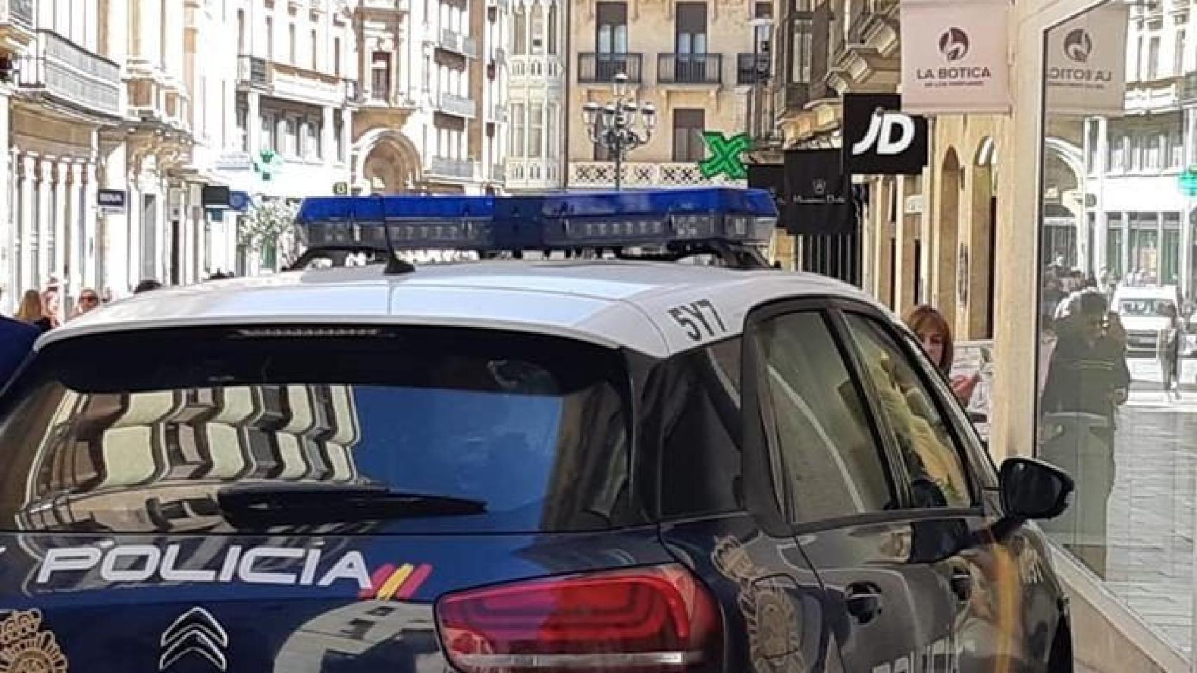 Policia Nacional Salamanca 3 696x463 (1)