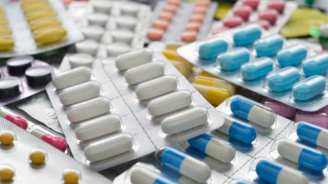 Varios medicamentos.