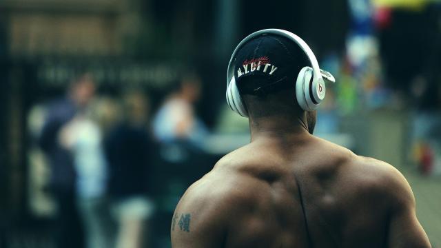 Una imagen de archivo de un usuario de gimnasio.