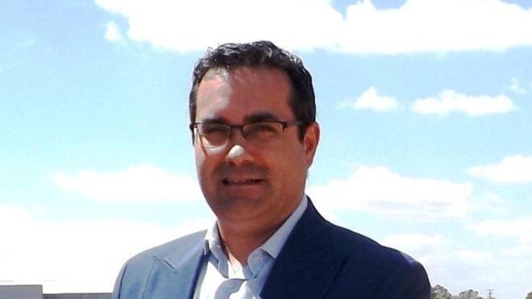 José Juan Fernández deja la alcaldía de Pedro Muñoz