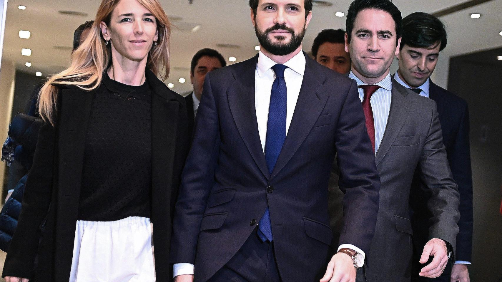 Cayetana Álvarez de Toledo, Pablo Casado y Teodoro García Egea, en el Congreso de los Diputados.