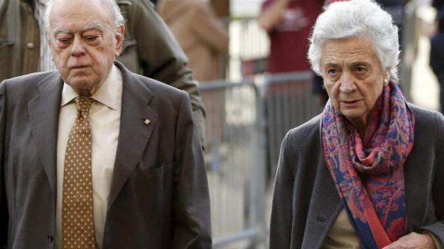Jordi Pujol y su mujer, Marta Ferrusola.