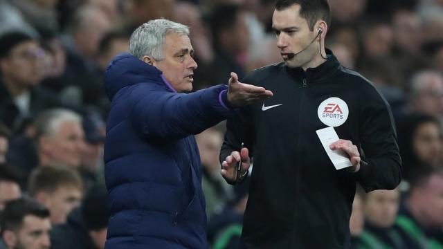 Mourinho, en el banquillo del Tottenham