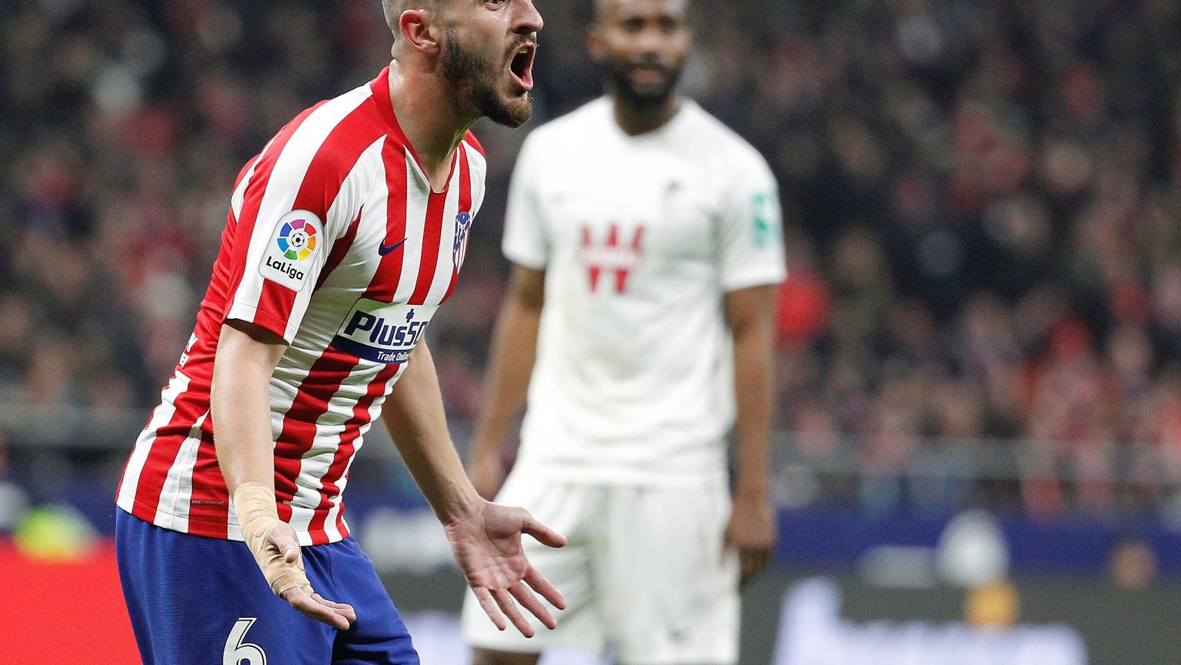 Koke ante el Granada