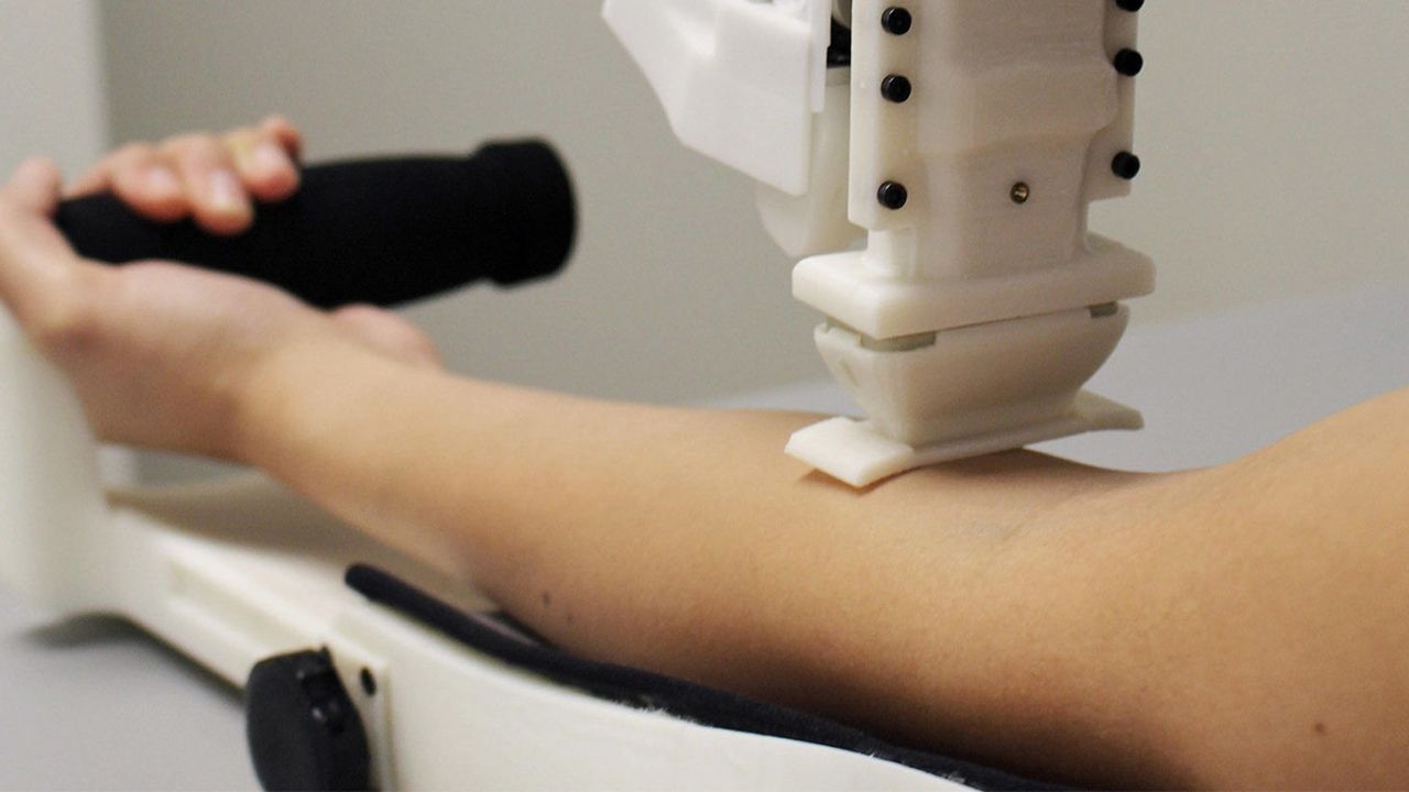 Robot que escaea tu cuerpo con ultrasonidos.