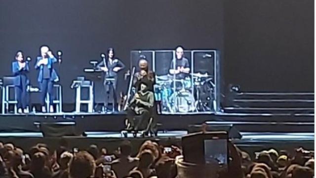 Sabina ha reaparecido en el escenario tras la caída