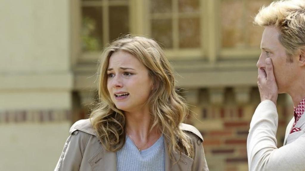 Emily Van Camp en 'Revenge'