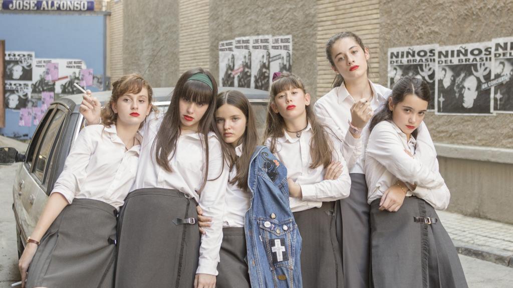 Las niñas y sus jóvenes protagonistas.