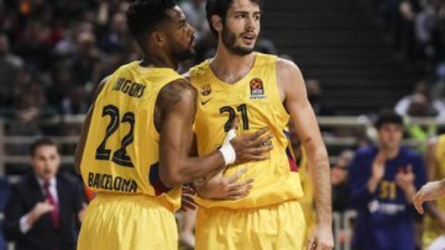 Cory Higgins y Alex Abrines, durante el Panathinaikos - Barcelona