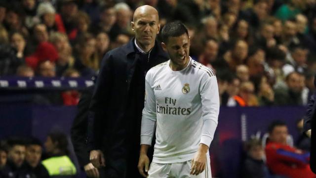 Eden Hazard se retira lesionado ante el Levante
