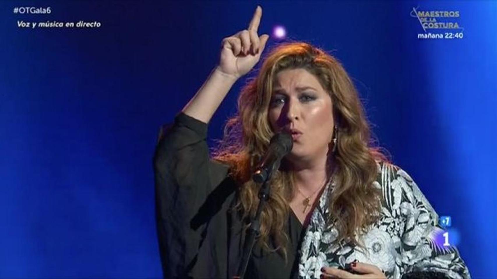 Estrella Morente montando la performance en OT.