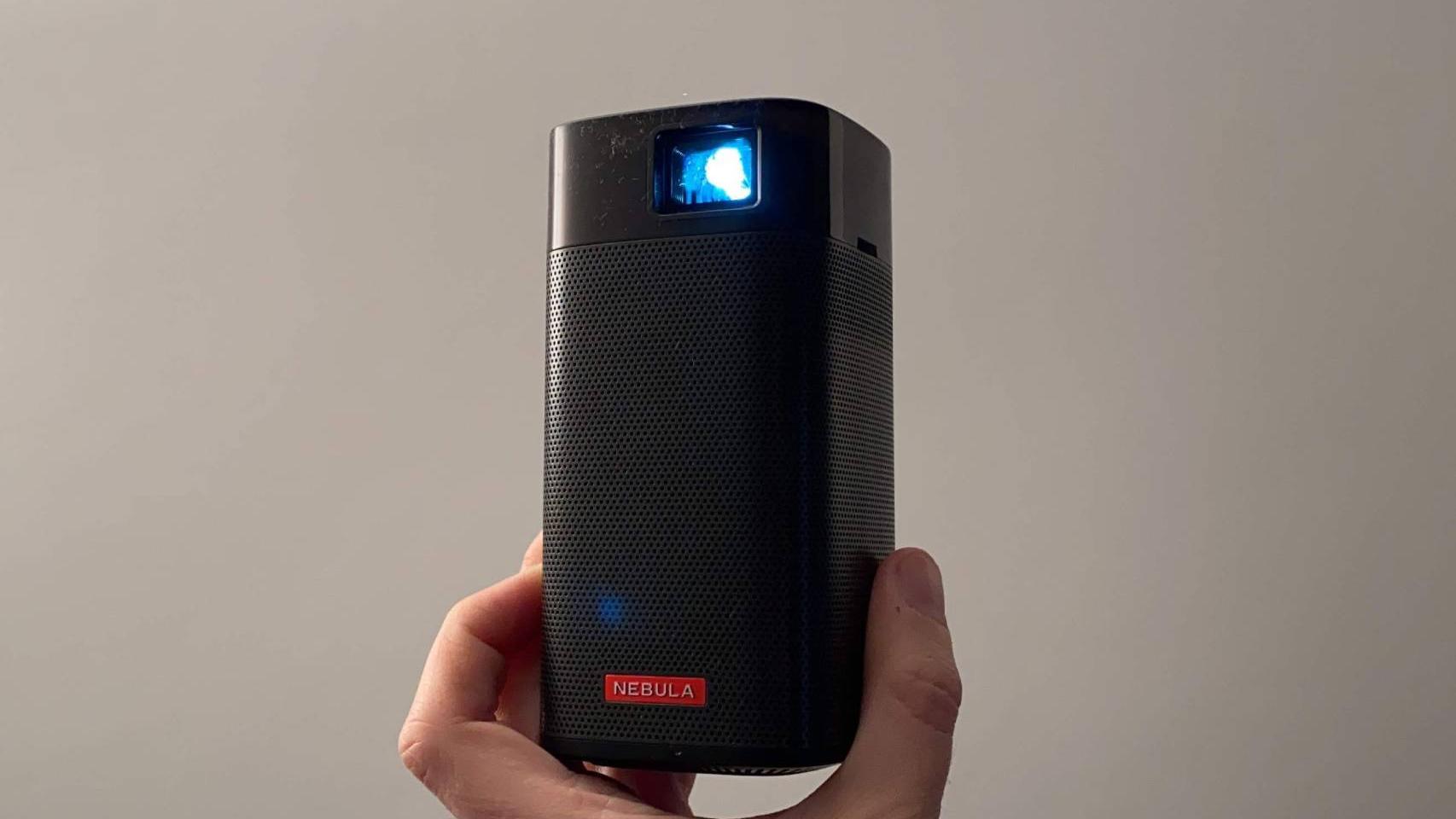 Proyector Nebula Apollo