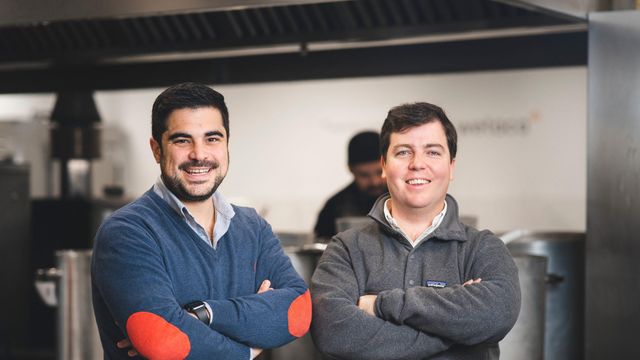 Efrén Álvarez y Andrés Casal, fundadores de Wetaca