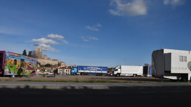 Montaje de los Caballitos en Zamora